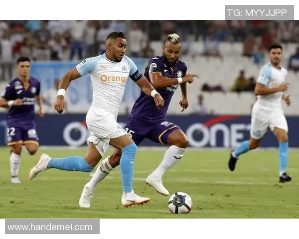 法甲激战亚眠主场迎战马赛双方争夺关键三分的精彩对决 法甲激战亚眠主场迎战马赛双方争夺关键三分的精彩对决