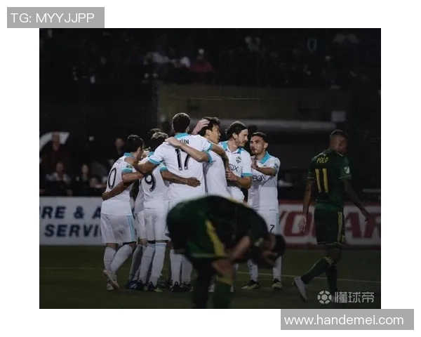 波特兰与西雅图海的激烈对决展现足球魅力与城市精神的碰撞 波特兰与西雅图海的激烈对决展现足球魅力与城市精神的碰撞